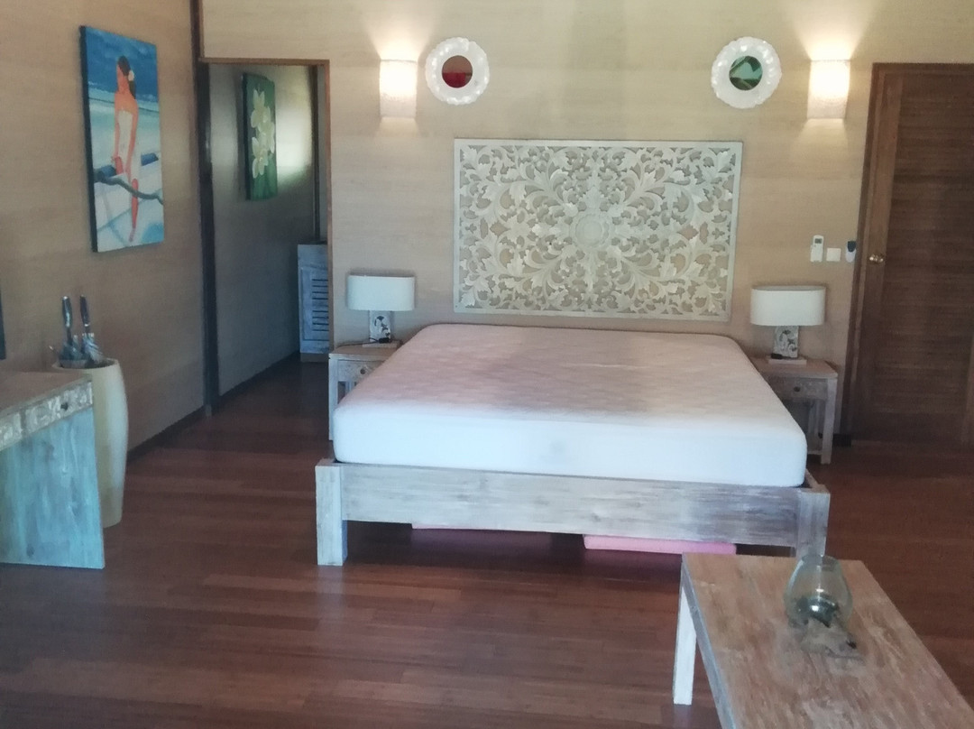 Tahaa Village主图