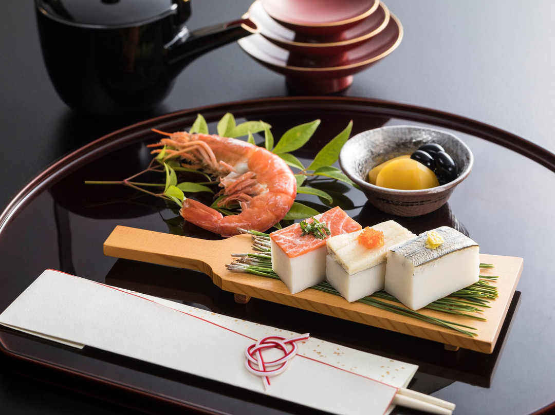 Sushikama Hompo Kawachiya (Kamaboko/Fishcake)-鱼津市必去景点