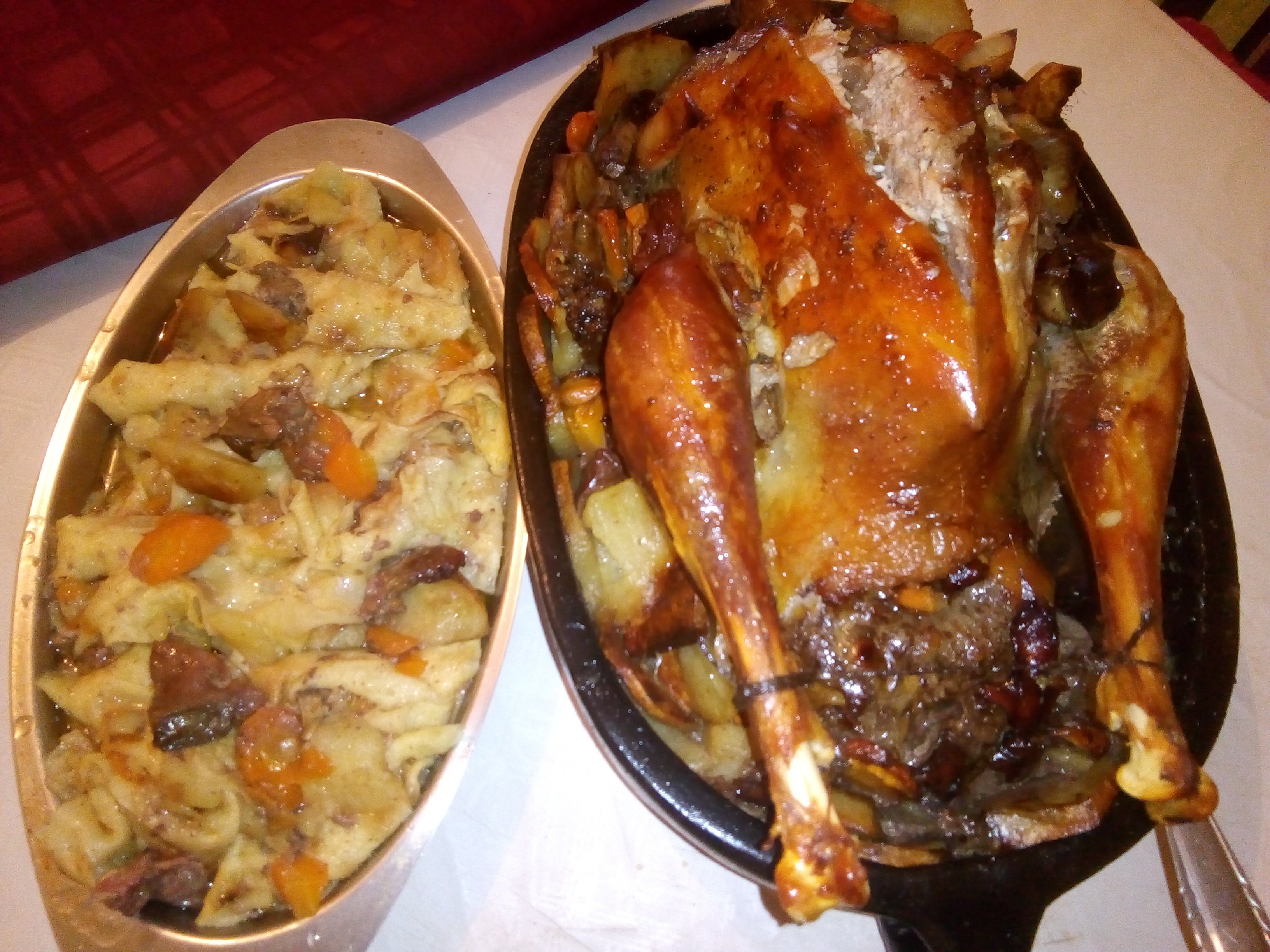 Deliblatska Carda-餐饮