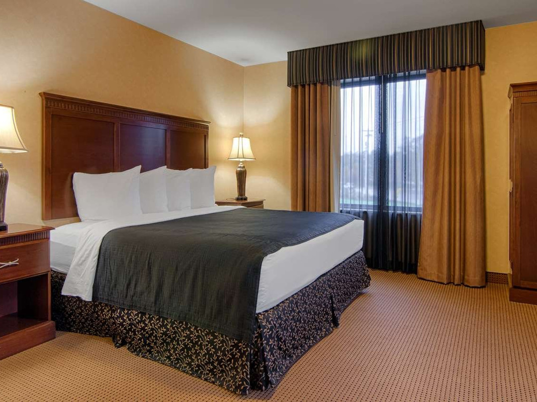 The Grand Hotel at Bridgeport主图