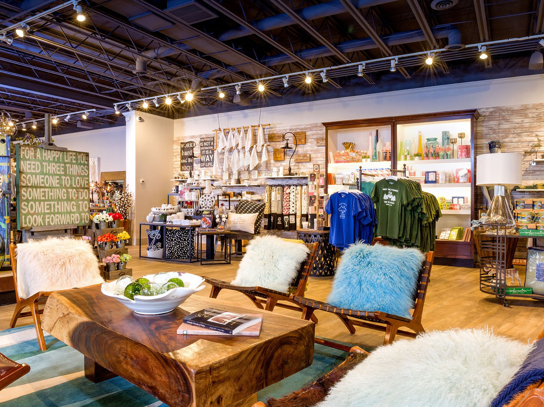 Trendz At The Park-埃斯蒂斯公园必去景点