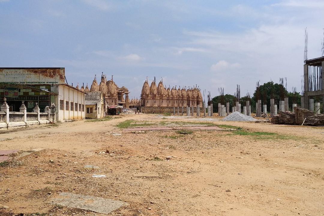 Shree Nakoda Avati 108 Jain Temple景点图片