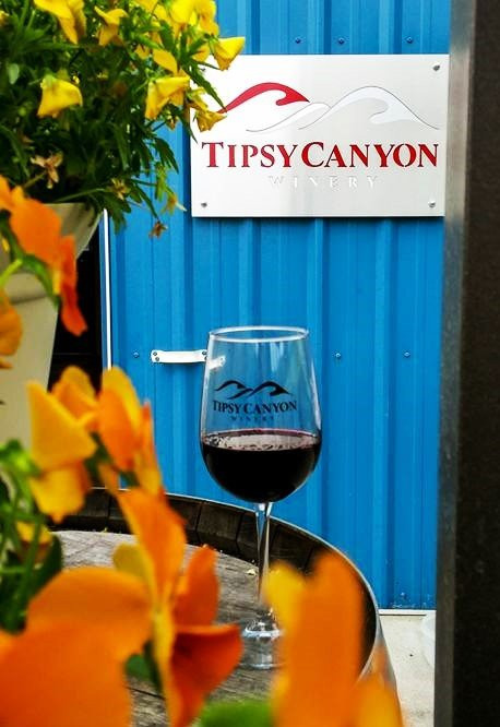 Tipsy Canyon Winery景点图片