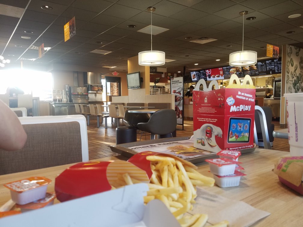 Robins餐馆和美食-McDonald's