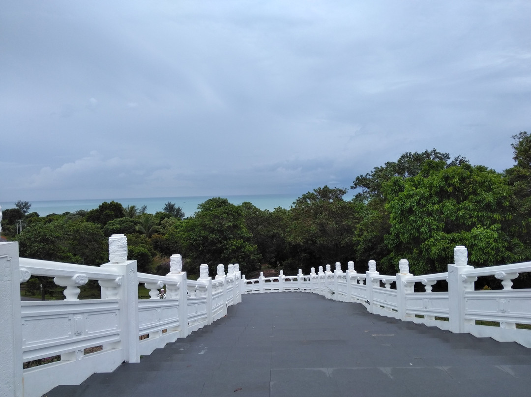 Padepokan Puri Tri Agung-Sungailiat必去景点