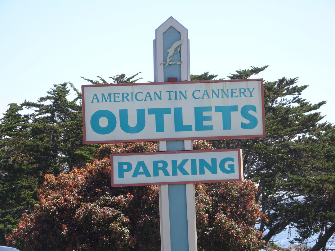 American Tin Cannery Factory Outlets景点图片