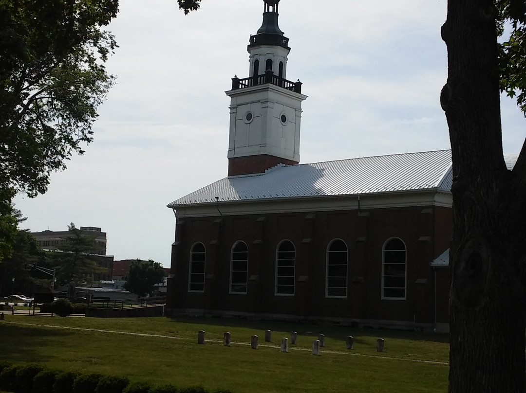 Old Cathedral Church-文森必去景点