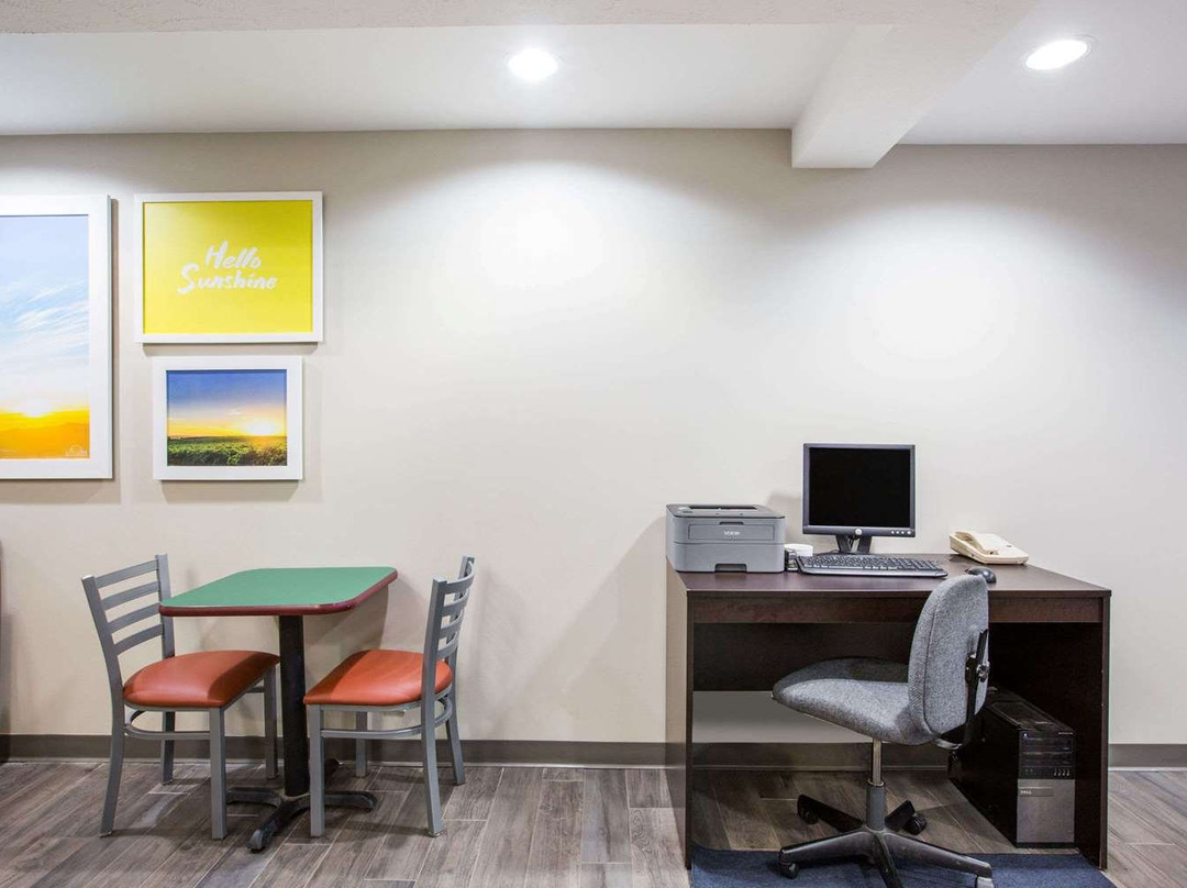 Days Inn by Wyndham Hays主图