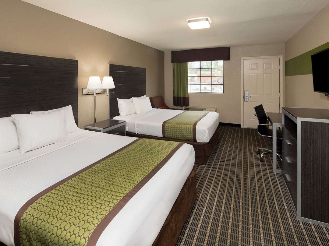 Clarion Pointe Athens I-65主图