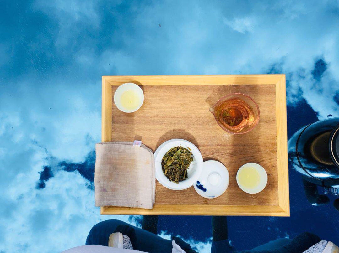 普若瓦蓝酒店主图