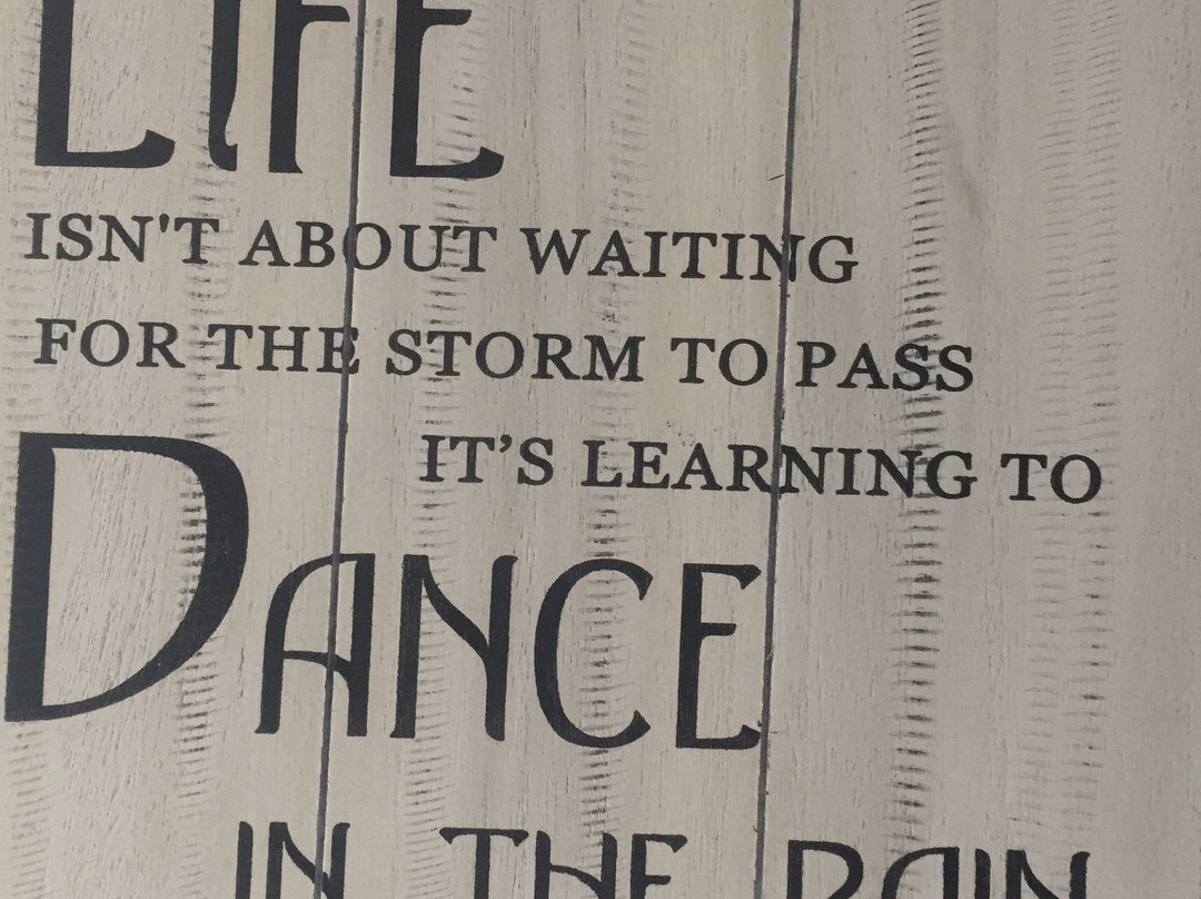 Flozzies Bar-圣庞沙必去景点