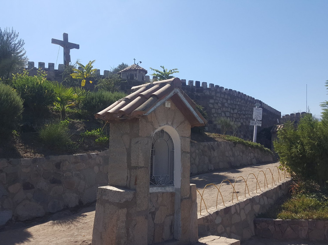Rinconada de Silva, Cristo de Madera-San Felipe必去景点