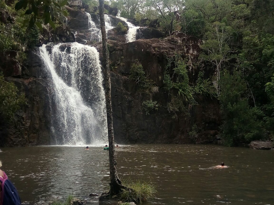 Cedar Creek Falls景点图片