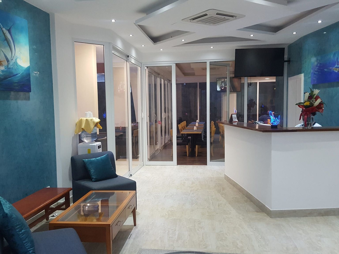 Blue Marlin Hotel主图