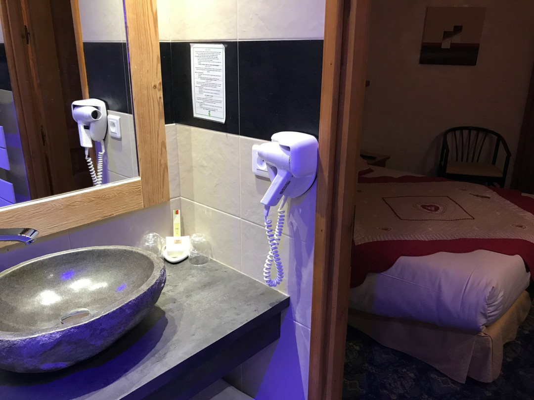 沿海酒店主图
