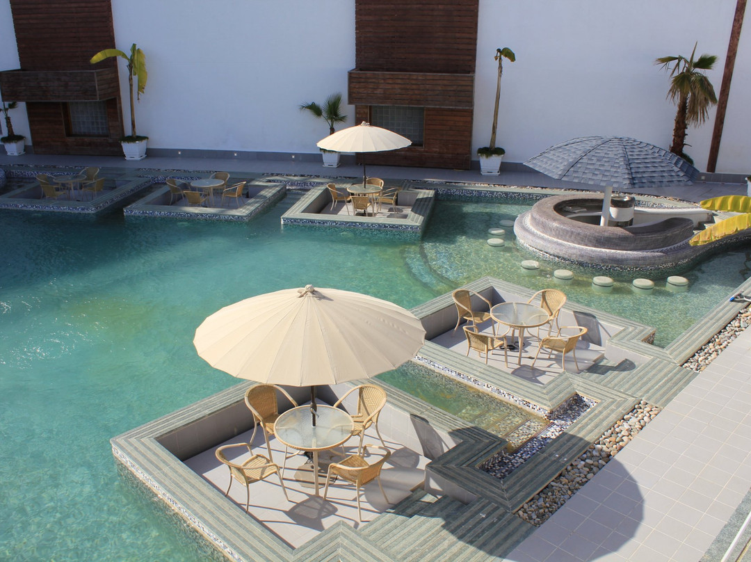 Westa Hotel and Resort主图