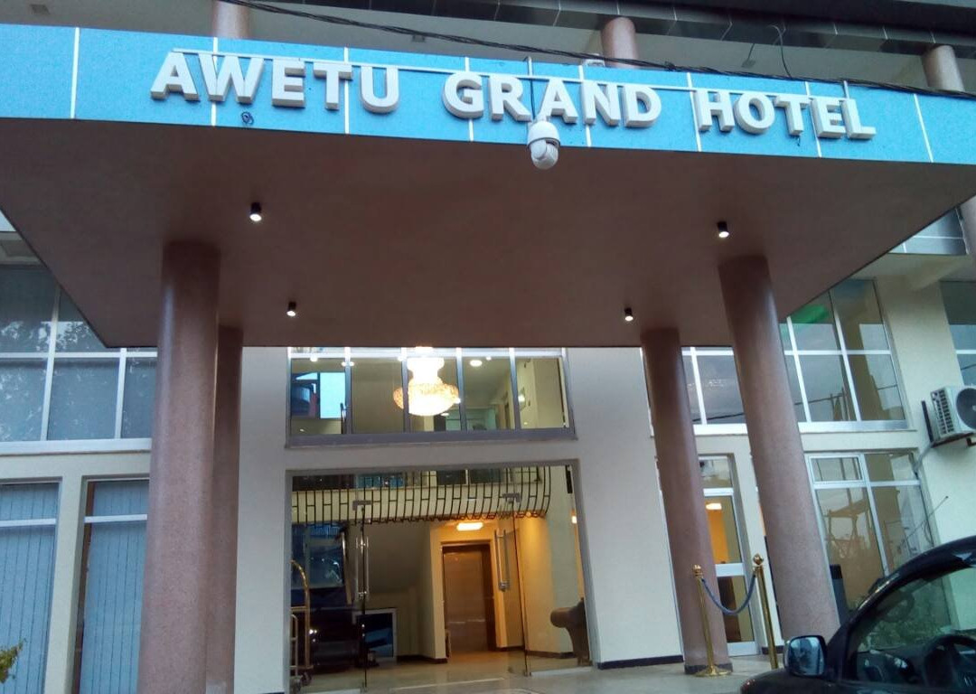 Awetu Grand Hotel主图