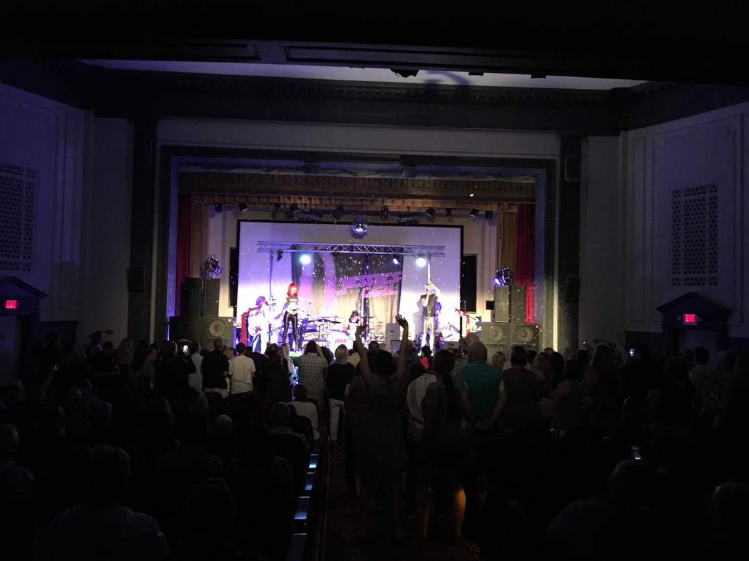 Edmond Town Hall Theater-Newtown必去景点