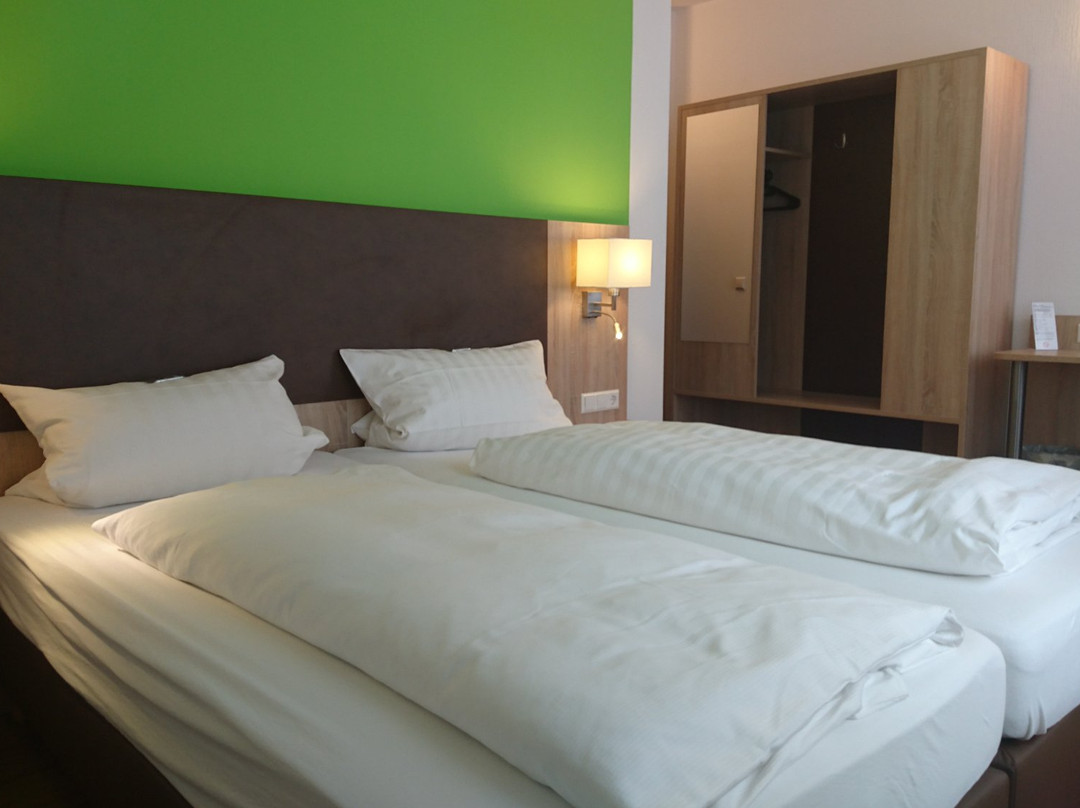 Zur gemuetlichen Ecke主图