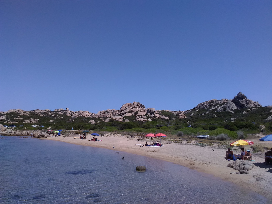 Spiaggia del Cardellino-拉马达莱娜必去景点