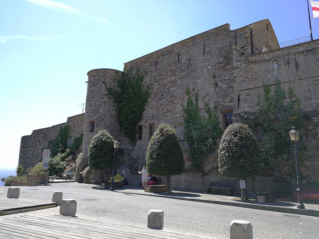 Castello dei Clavesana景点图片