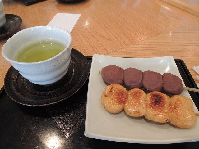 HABUTAE1819日暮里駅前