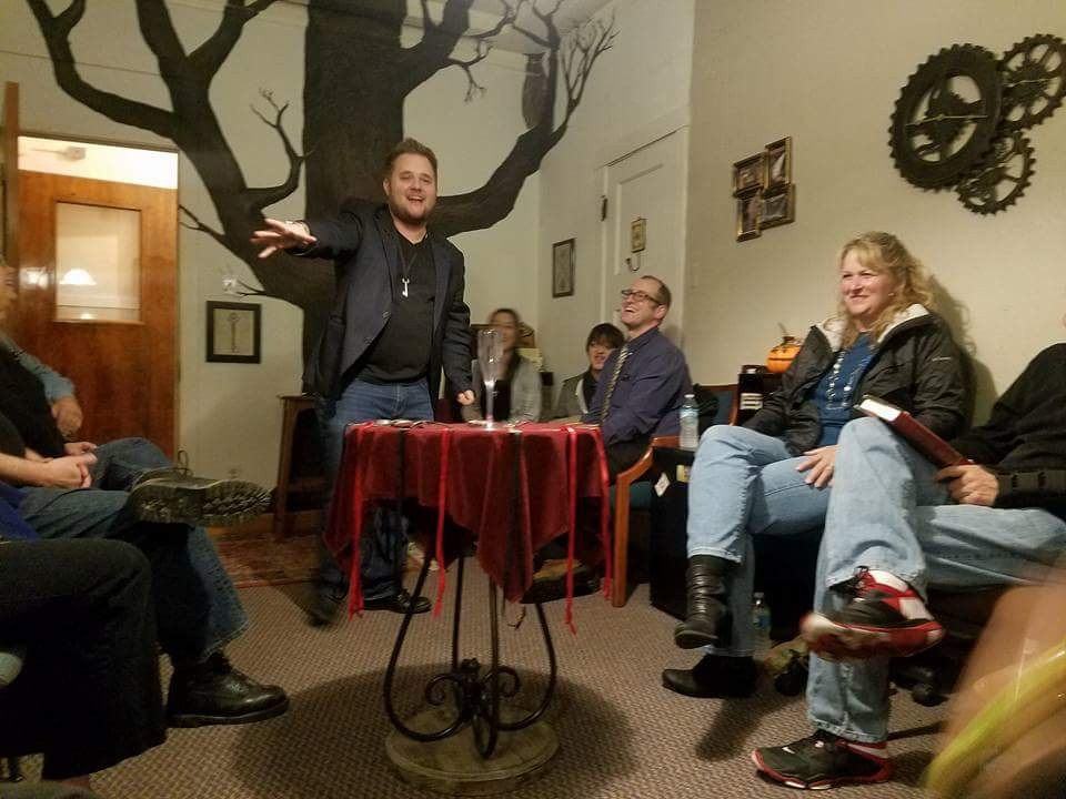 Joe Diamond - The 13th Hour-Crystal Lake必去景点