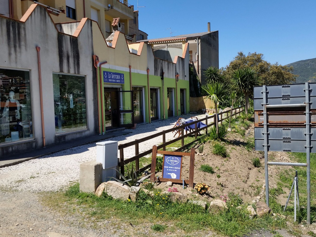 Montevecchio餐馆和美食-La Trattoria