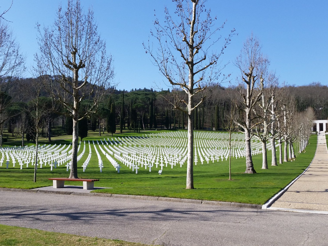 Florence American Cemetery景点图片