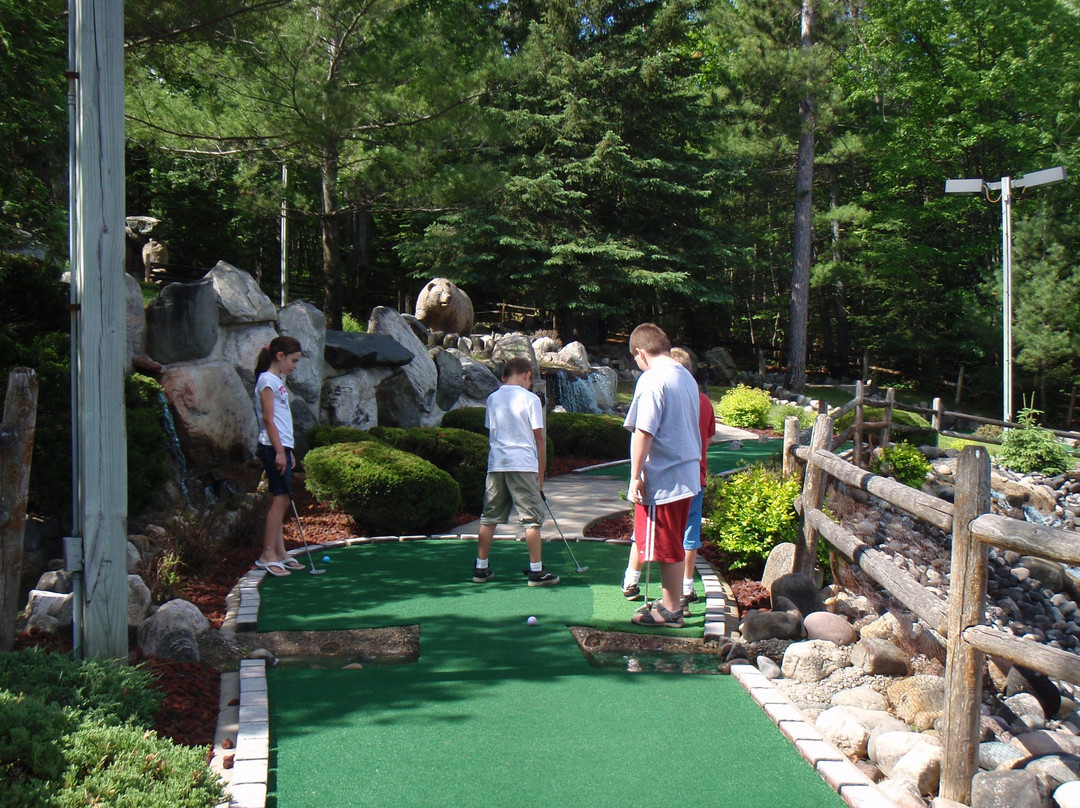 Big Bear 18-Hole Adventure Golf-Indian River必去景点