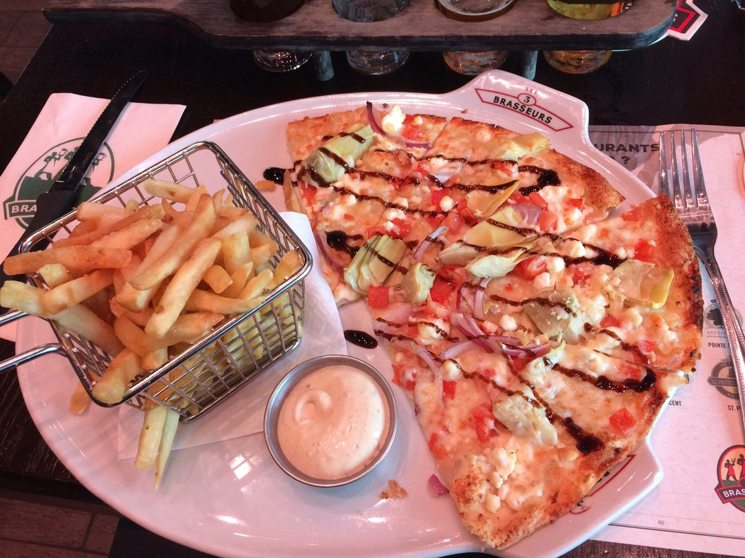 3 Brasseurs Pointe-Claire