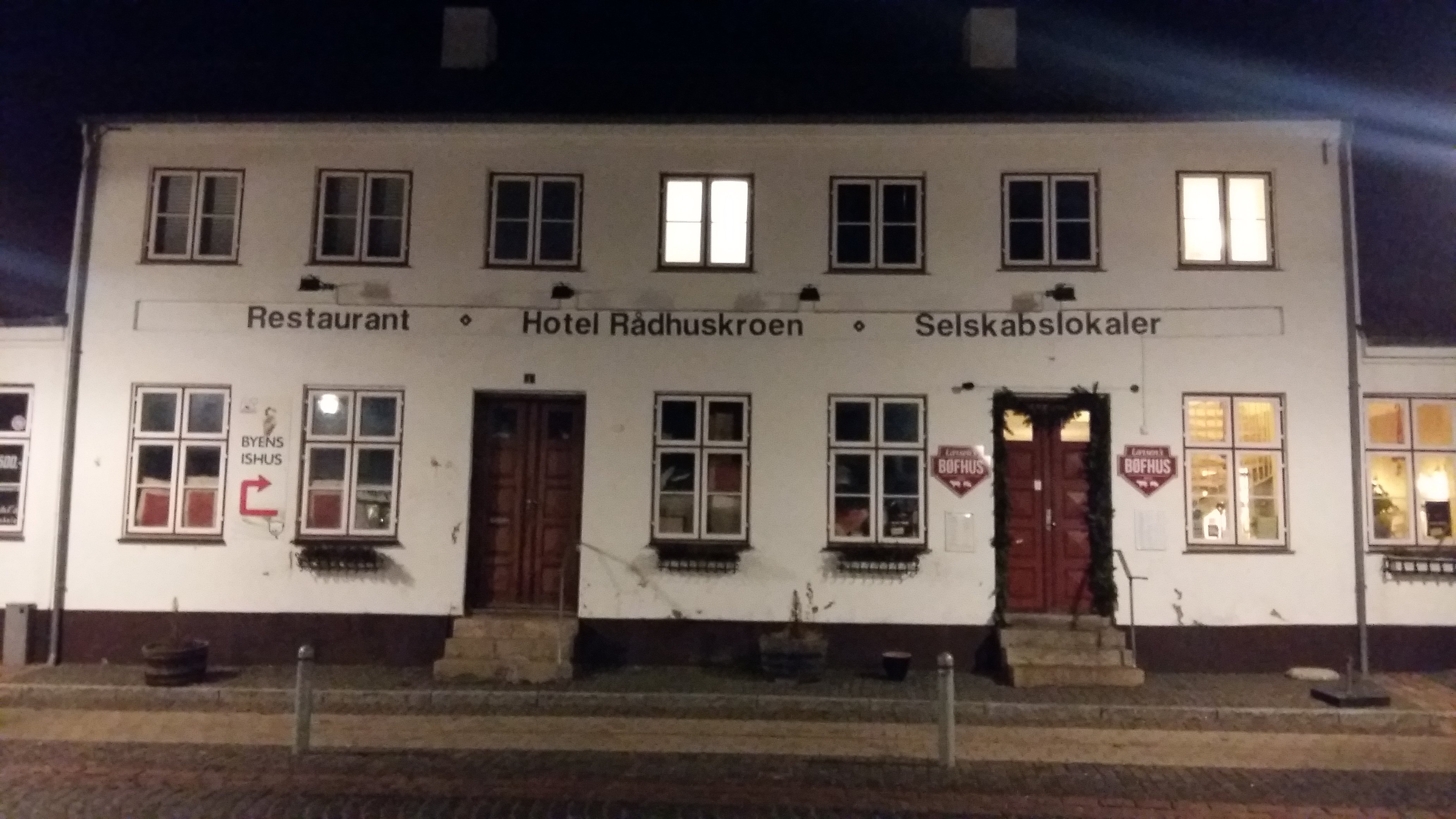 Hotel Radhuskroen-官方