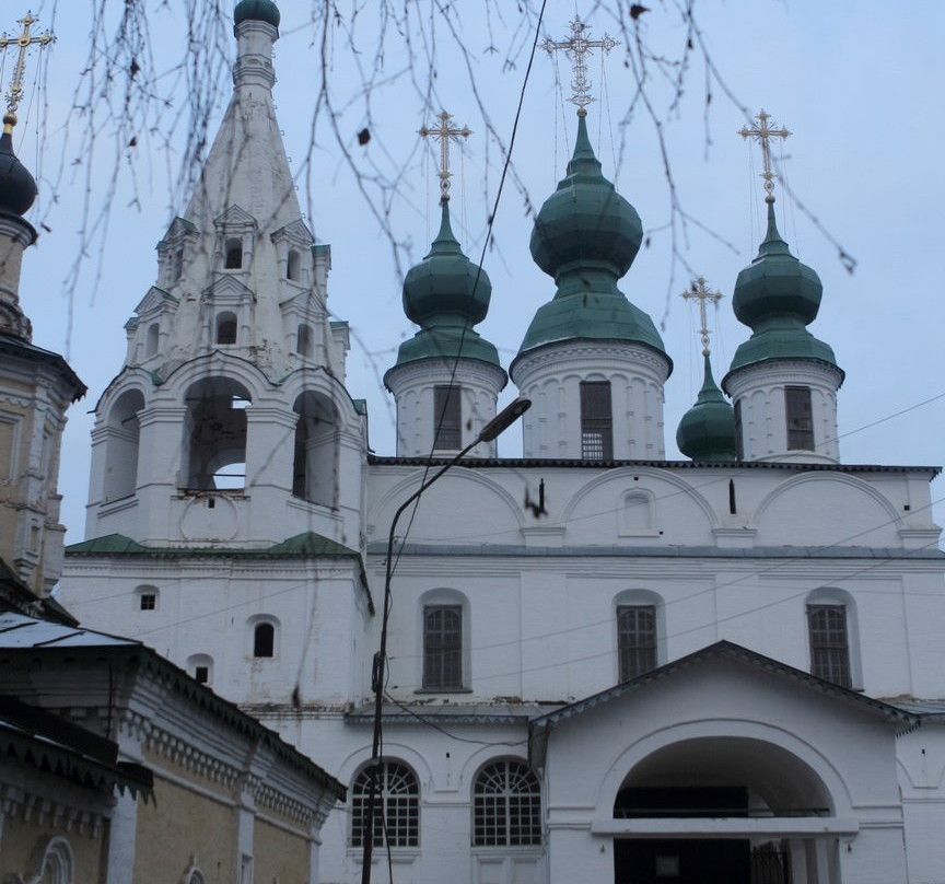 Mikhailo-Arkhangelskiy Monastery景点图片