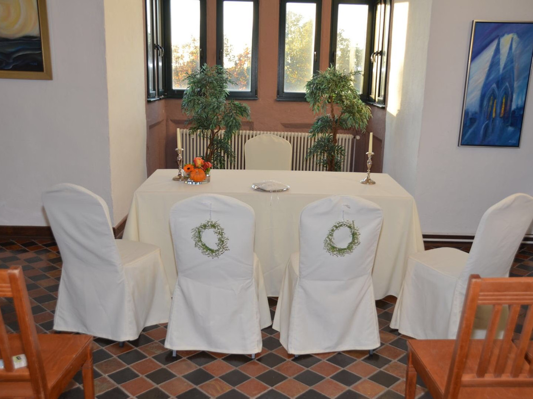 Golf Burg Konradsheim-Erftstadt必去景点