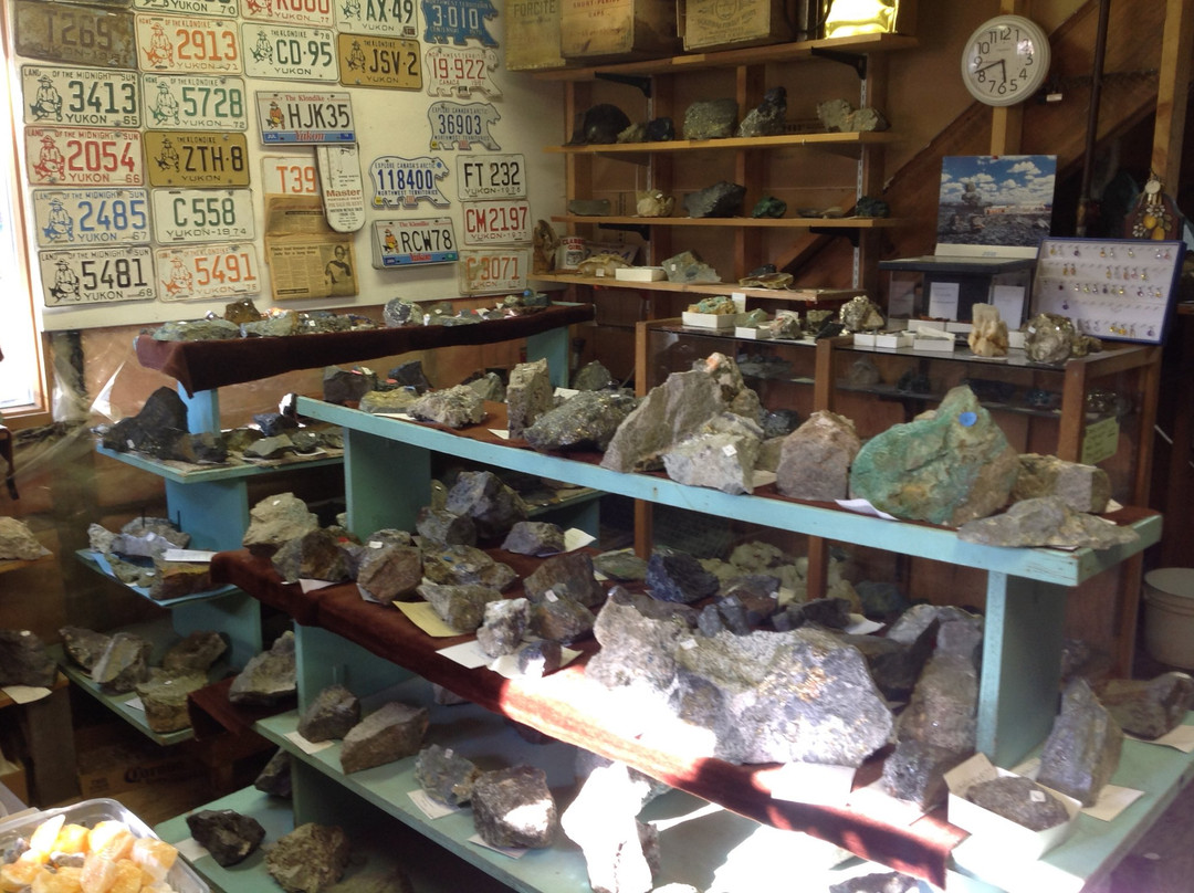 The Rock Shop-白马市必去景点