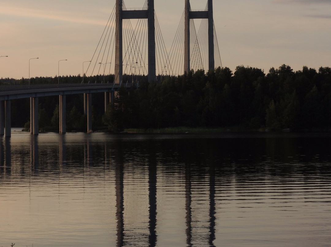 Kärkistensalmen Silta-于韦斯屈莱必去景点