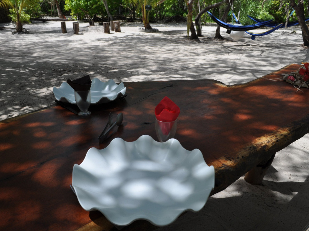 Ile Moro-Ile Des Pins必去景点