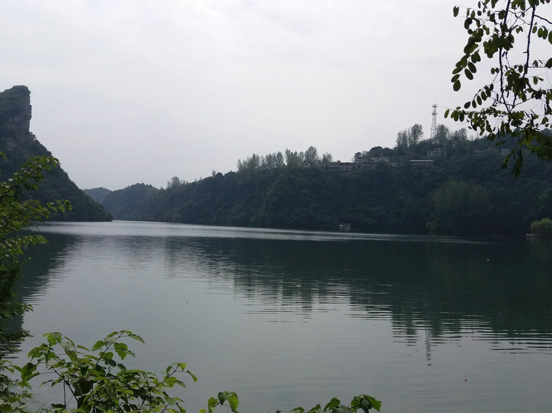 镇山布依族博物馆景点图片