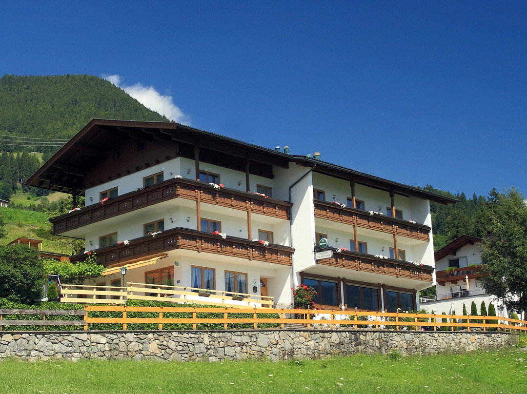 Fuegenberg酒店住宿-Hotel Pension Eichenhof