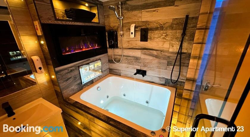 Serenity Apartments Bradford主图