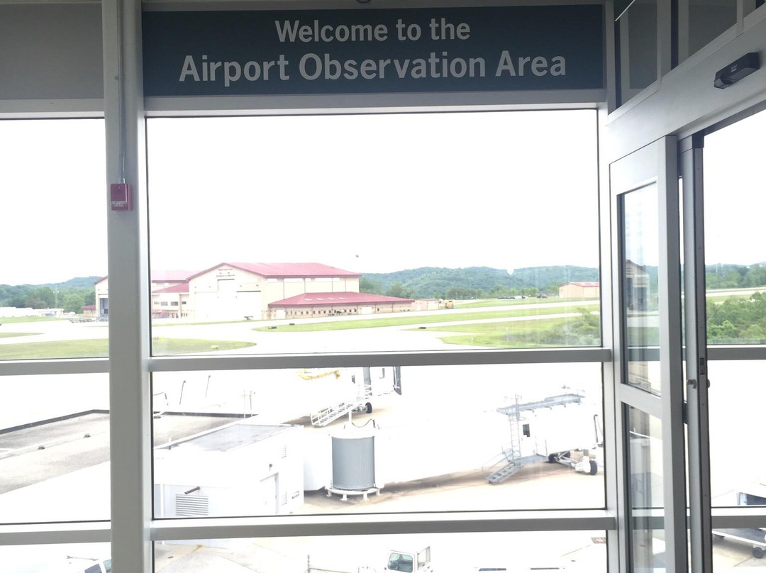 Yeager Airport Observation Area-查尔斯顿必去景点