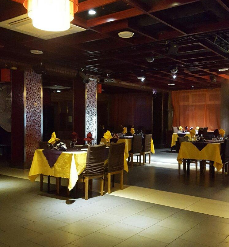 Chainy Dom Po-Vostochnomu