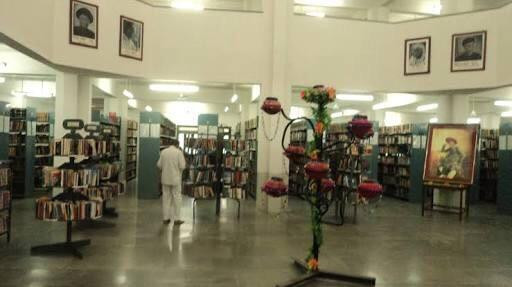 Kavi Narmad Central Library-苏拉特必去景点