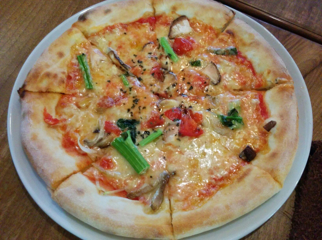 里山の薪窯PIZZA CAFEあめんぼ