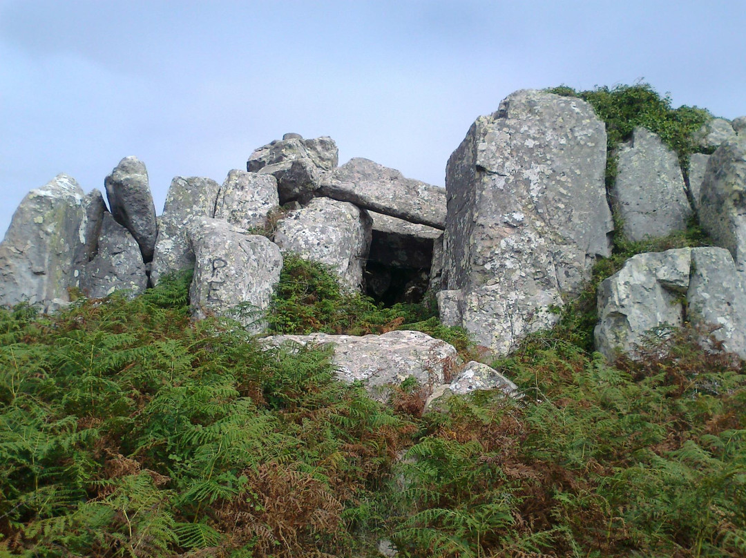Penedo de Adrenunes景点图片