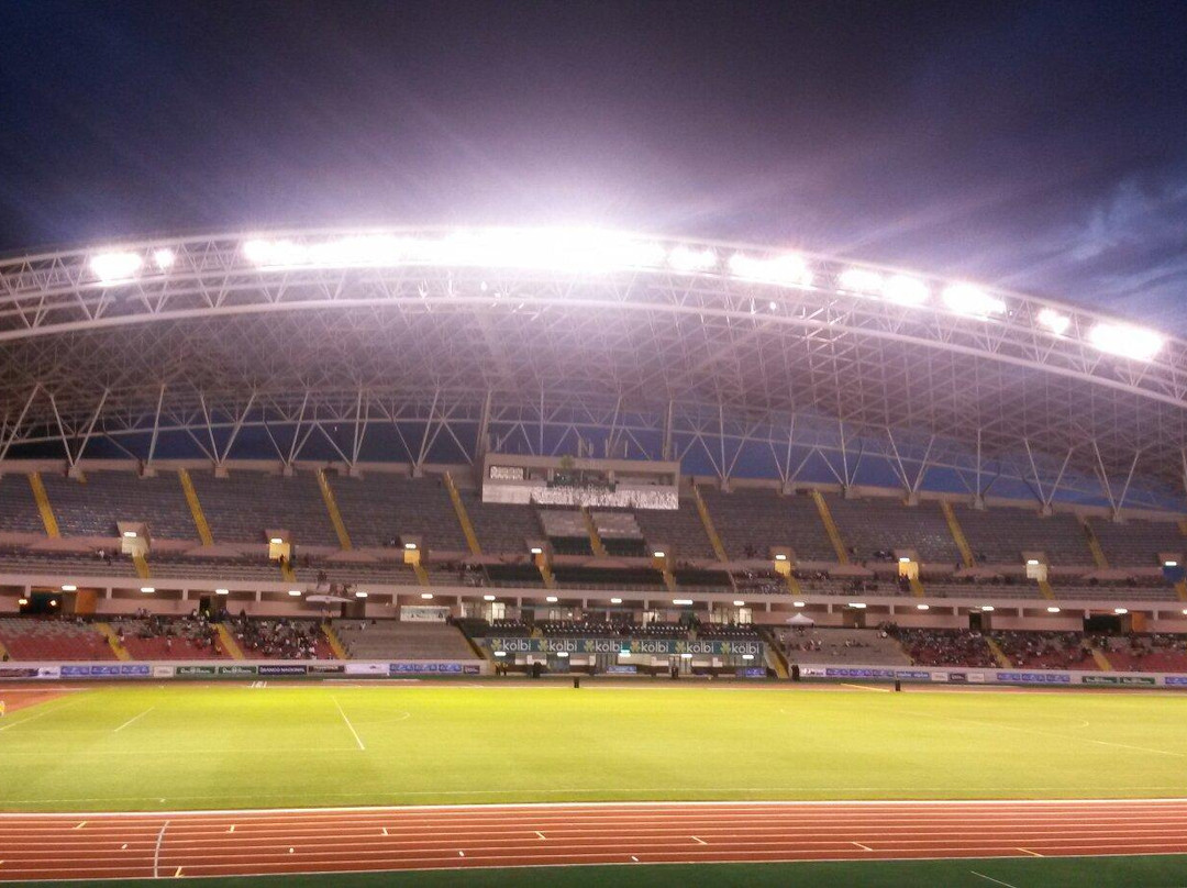 Estadio Nacional景点图片
