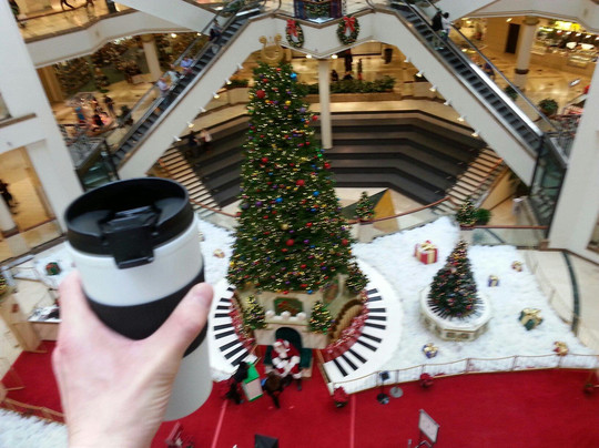 Four Seasons Town Centre-戈尔兹伯勒必去景点