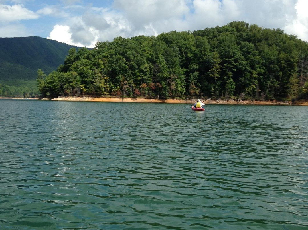 Off the Grid Adventures景点图片
