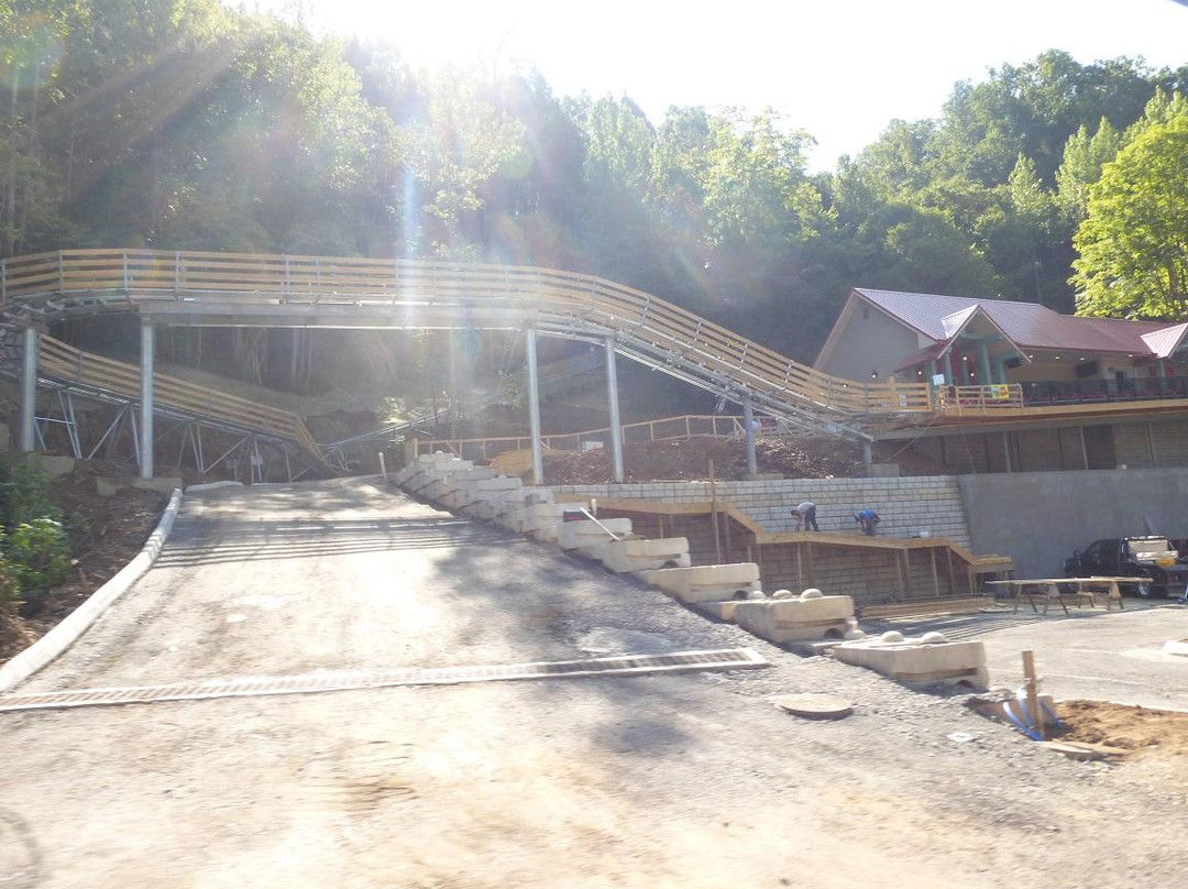 Moonshine Mountain Coaster-盖林柏格必去景点