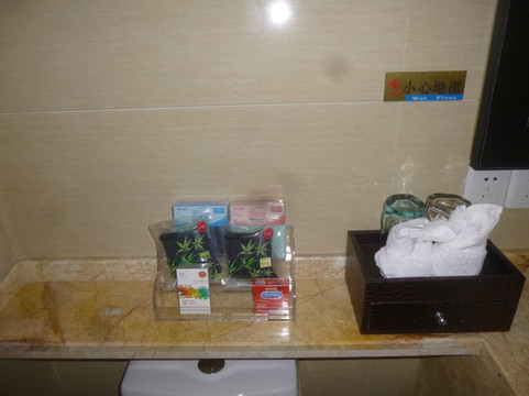 无锡明都大酒店（悦尚奥莱天一地铁站店）主图